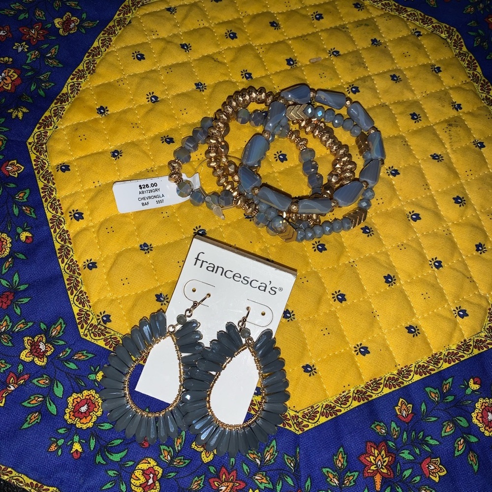 NWT Bracelet & earring set
